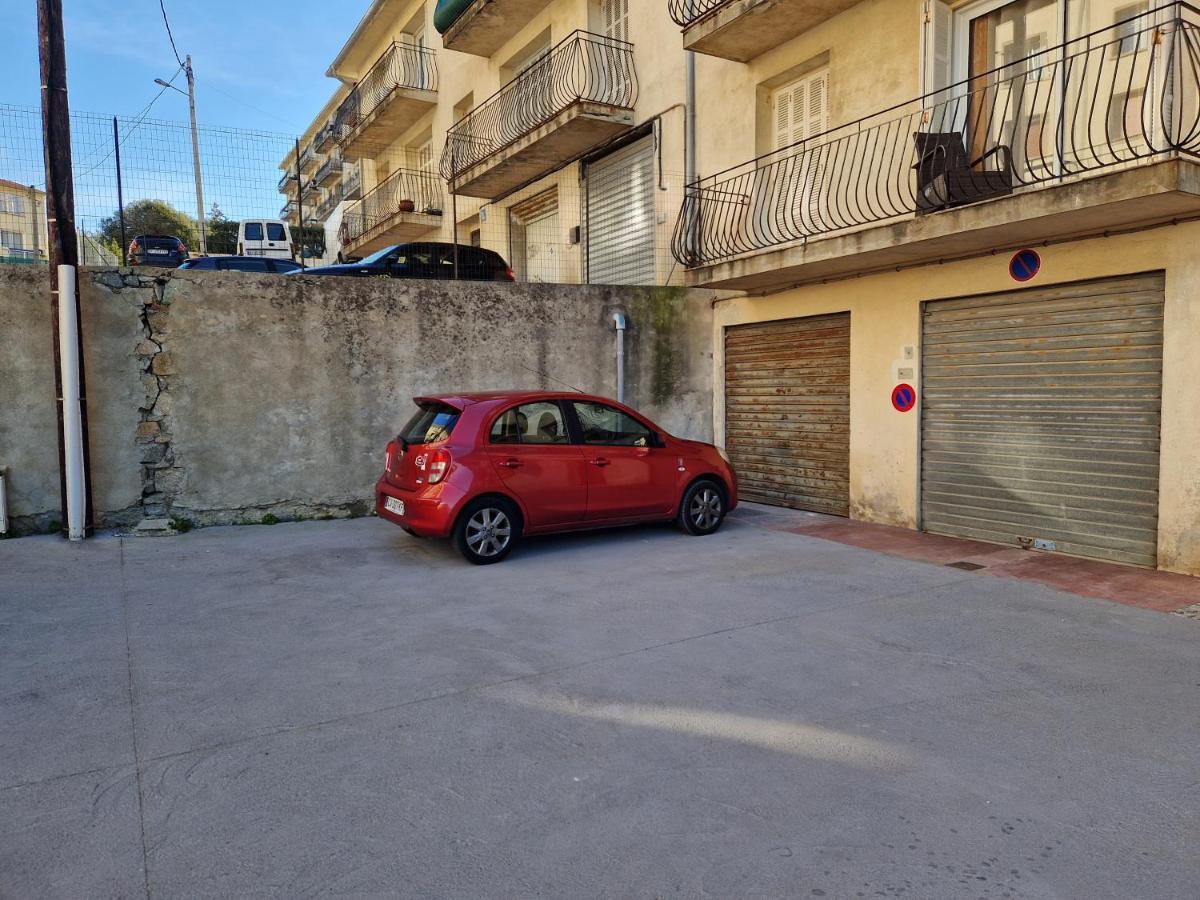 Magnifique Appartement Avec Balcon Vue Mer A L'Entree D'Ajaccio Ajaccio  Exterior foto